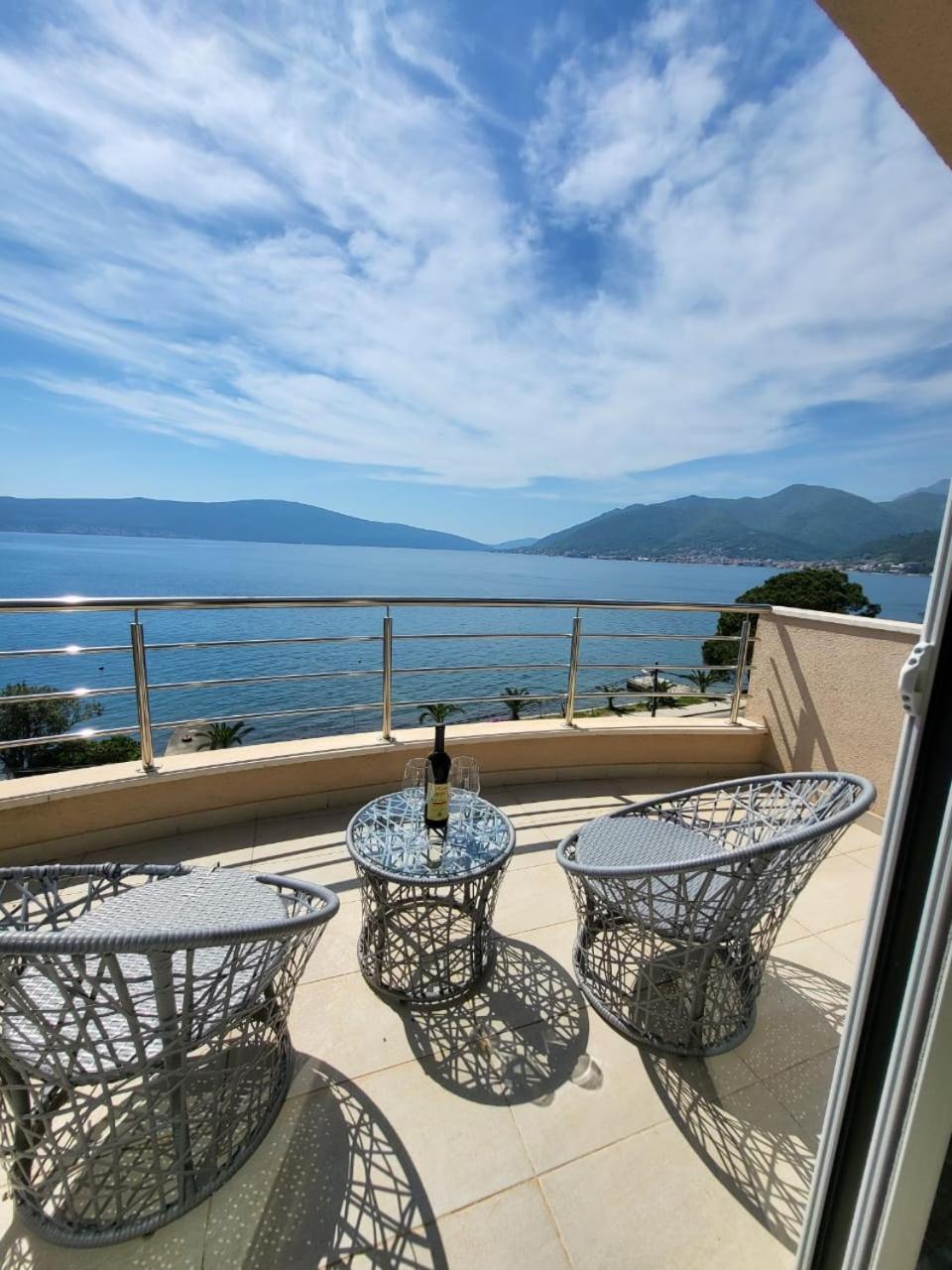 Matkovic Residence Tivat Exteriör bild