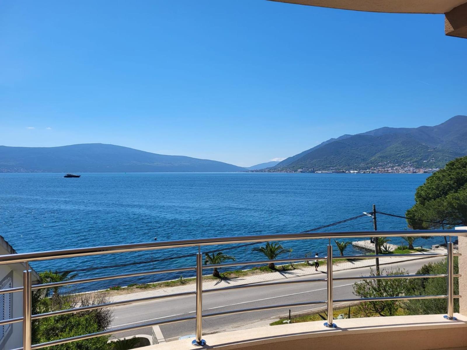 Matkovic Residence Tivat Exteriör bild